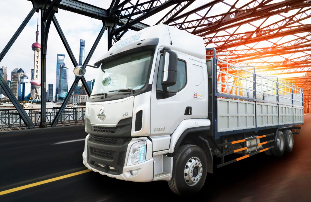 Xe Tai Thung Chenglong H5 6x4 270hp 1 Xe Tai Thung Chenglong H5 6x4 270hp 1